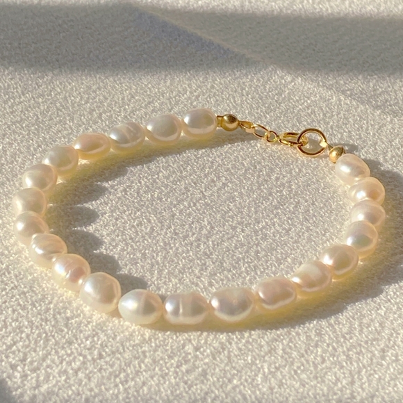 Elegant Real Pearl Bracelet Anklet – Timeless Sophistication for Every Occasion - Picture 1 of 2